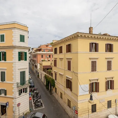 Casa Trastevere